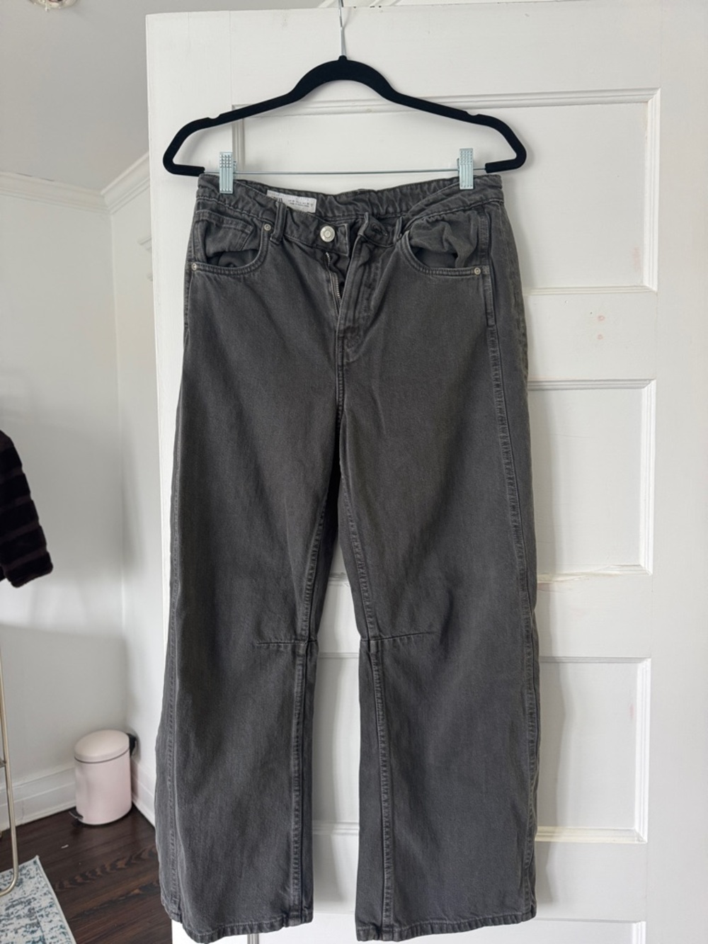 Zara barrel-Leg Jeans in Charcoal